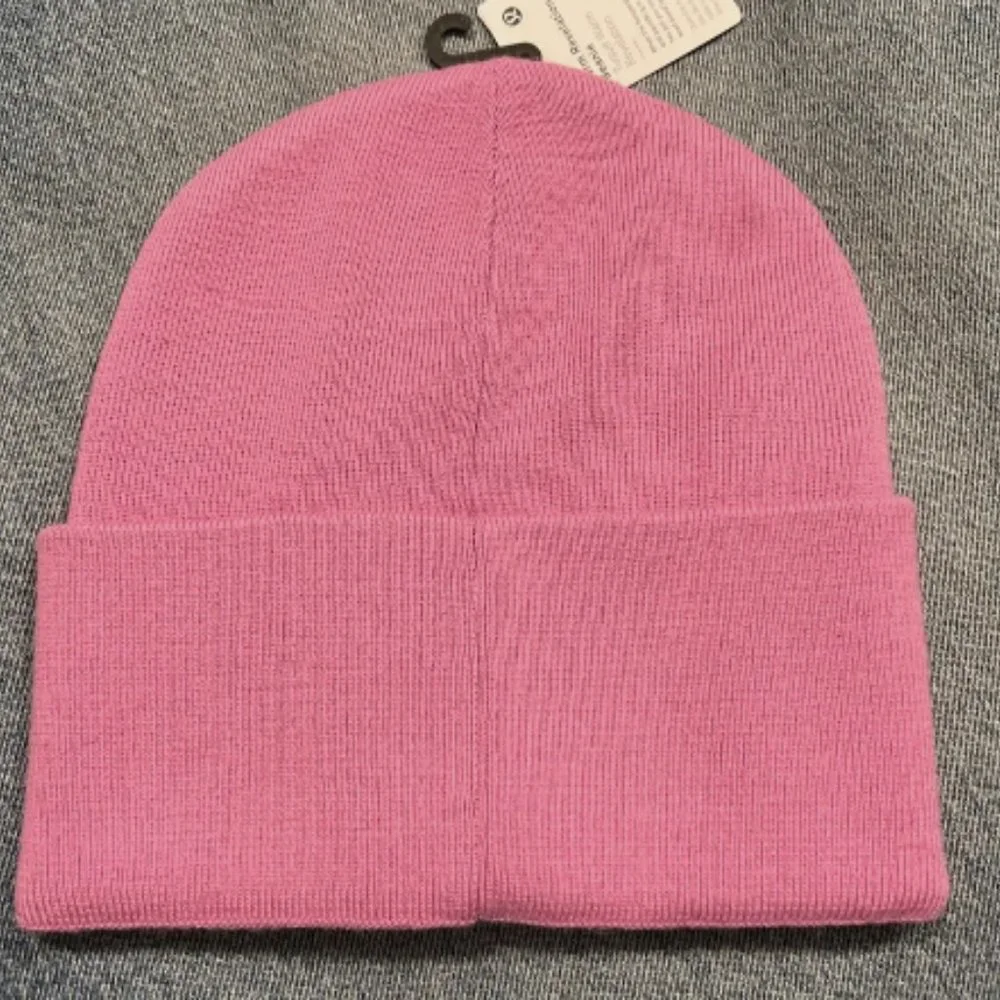(2340/41) NWT LLL WARM REVELATIONS BEANIE DHALIA MAUVE/ MEADOW PINK SIZE L/XL - Picture 2 of 2